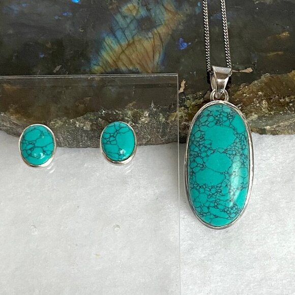 Sterling Silver 925 Oval Dyed Howlite Faux Turquoise Necklace & Earring Set - Picture 1 of 16